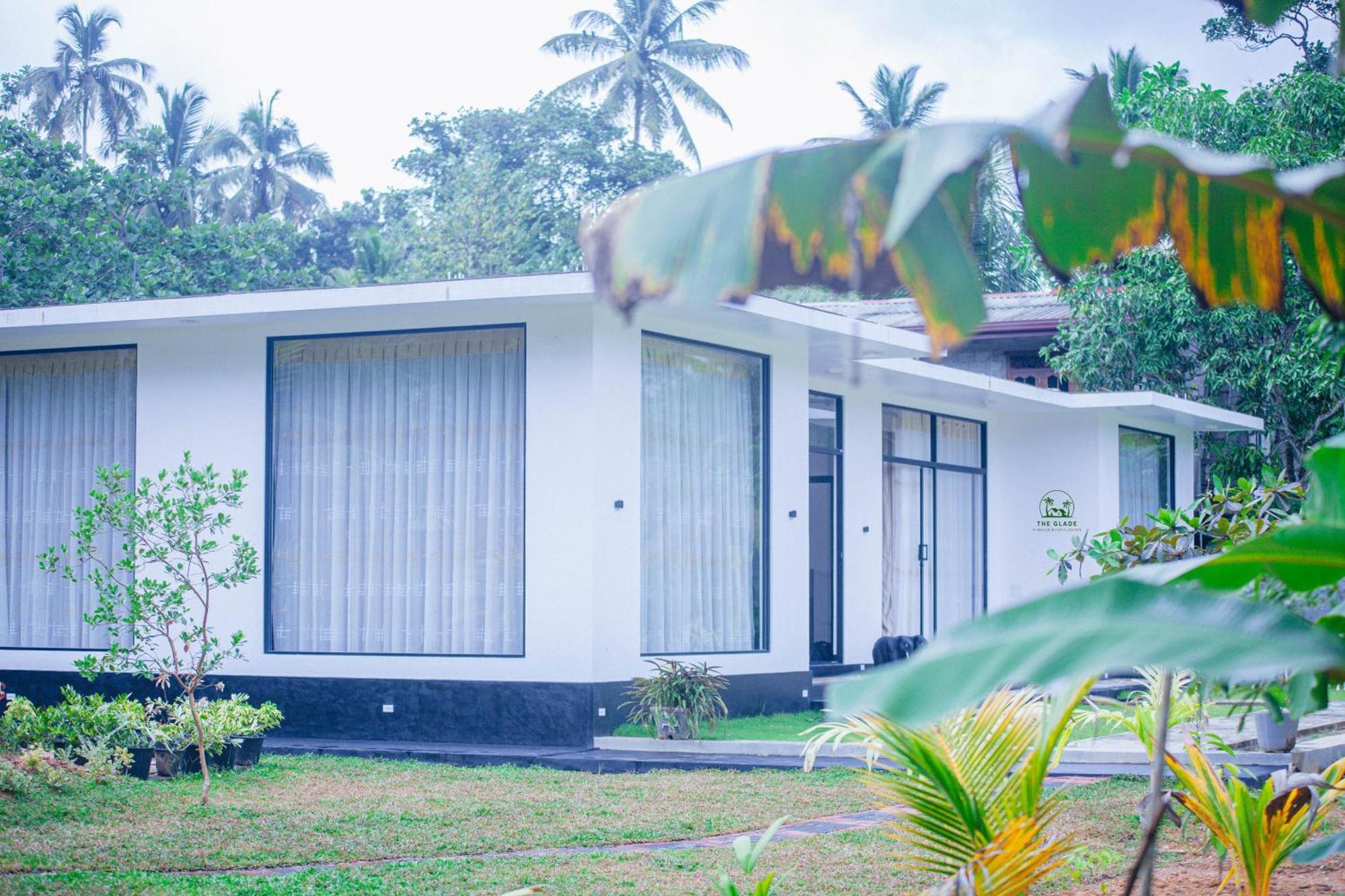 The Glade Aparthotel Weligama Buitenkant foto